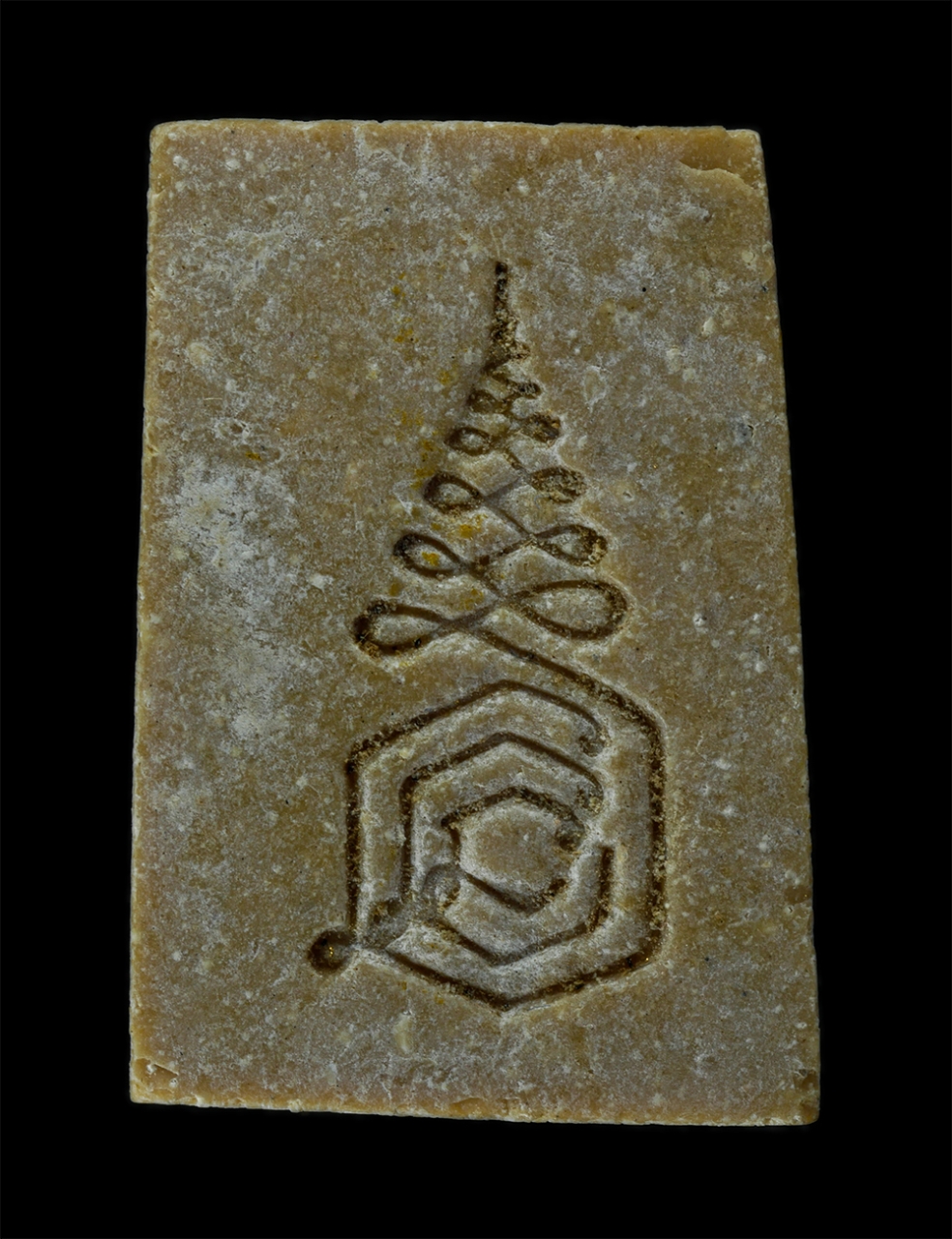 29Jul24 (70)bp.jpg - พระสมเด็จ รุ่นแรก (สมเด็จจอมทอง) หลวงพ่อแนม วัดเขาหน่อ อ.บรรพตพิสัย จ.นครสวรรค์ หลังยันต์นะเฉลียวเพชร เมตตามหานิยม ค้าขาย รุ่งเรือง เนื้อผงพุทธคุณ ผงว [..] | https://kamulet.in.th